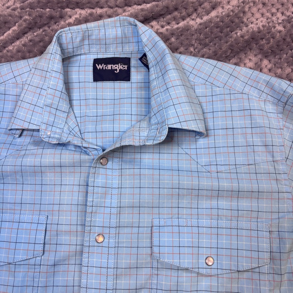 Wrangler‎ Light Blue Plaid Men's Shirt Pearl Snap.